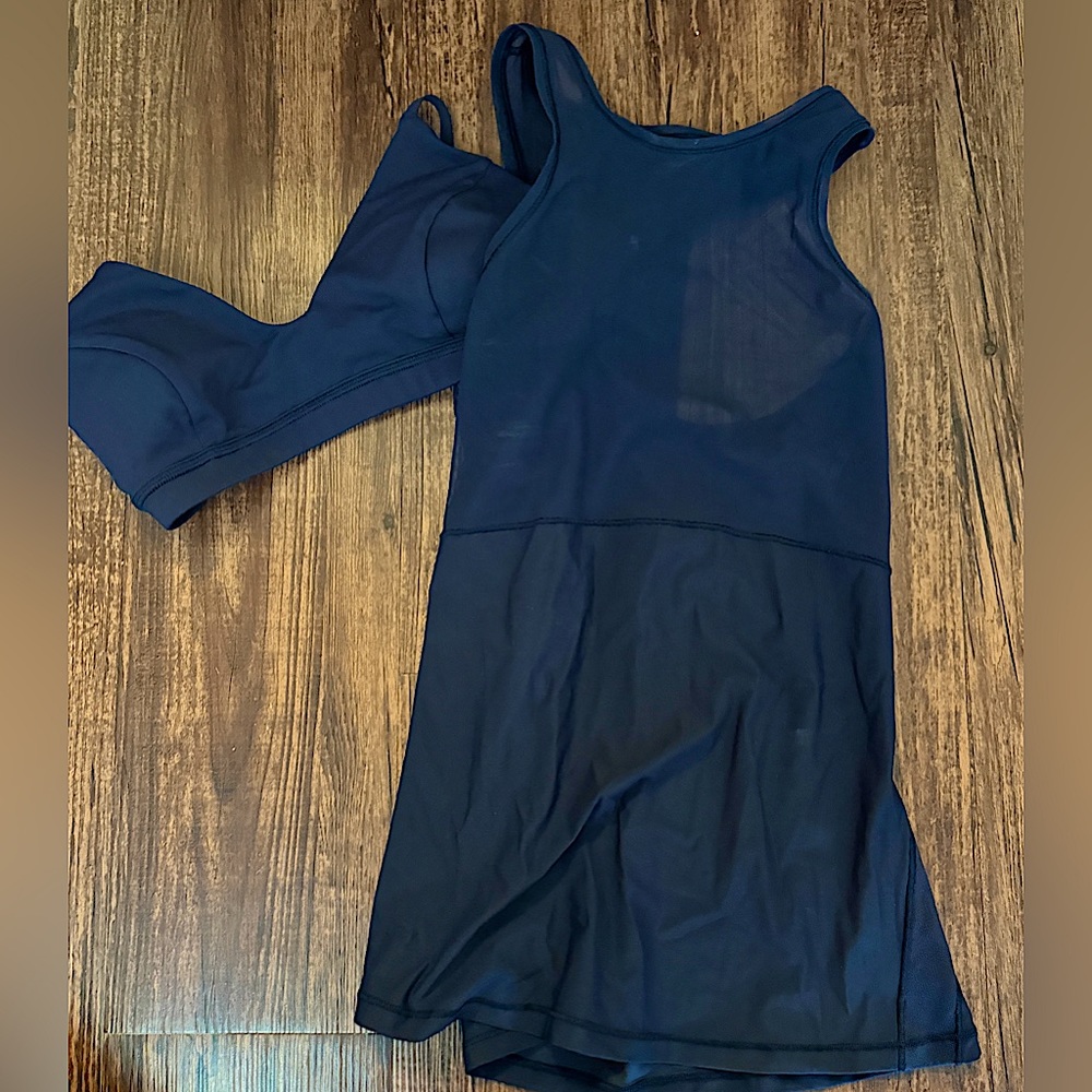 lululemon tank top with built in bra